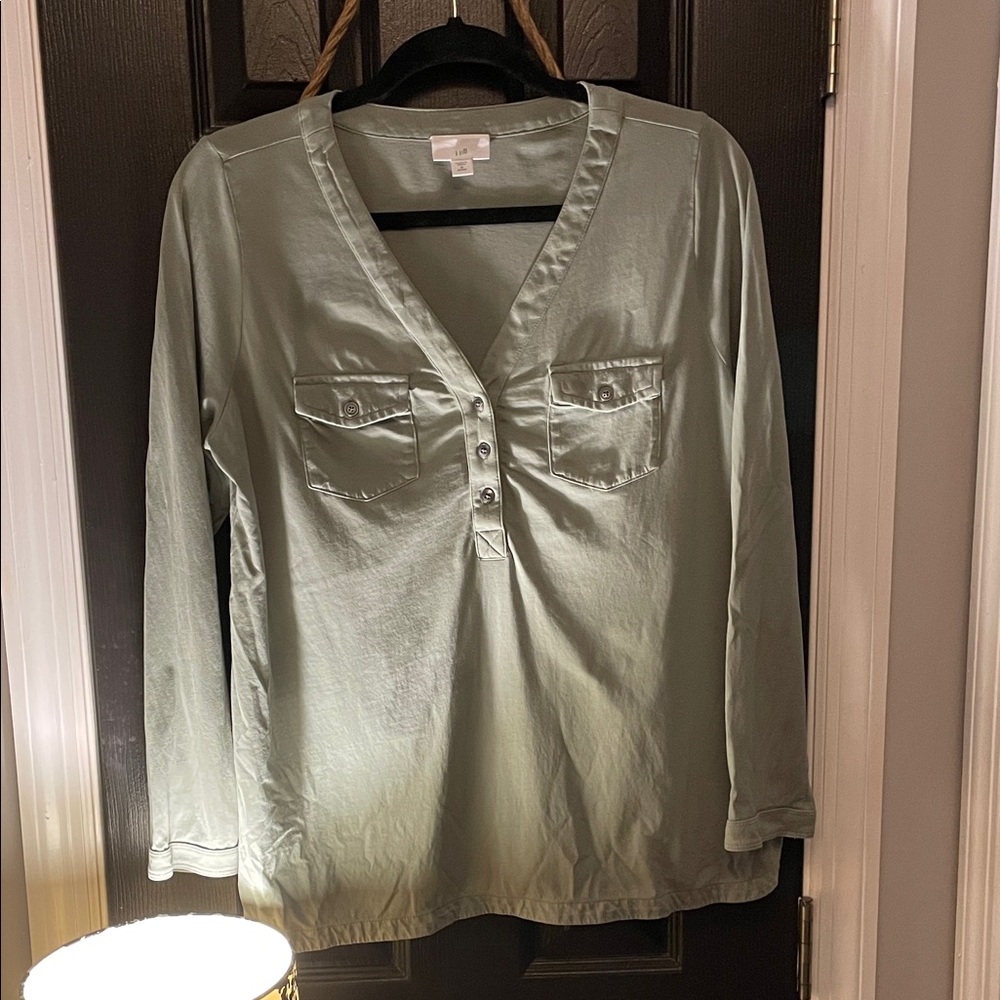 J. Jill Light Green Button Down Shirt